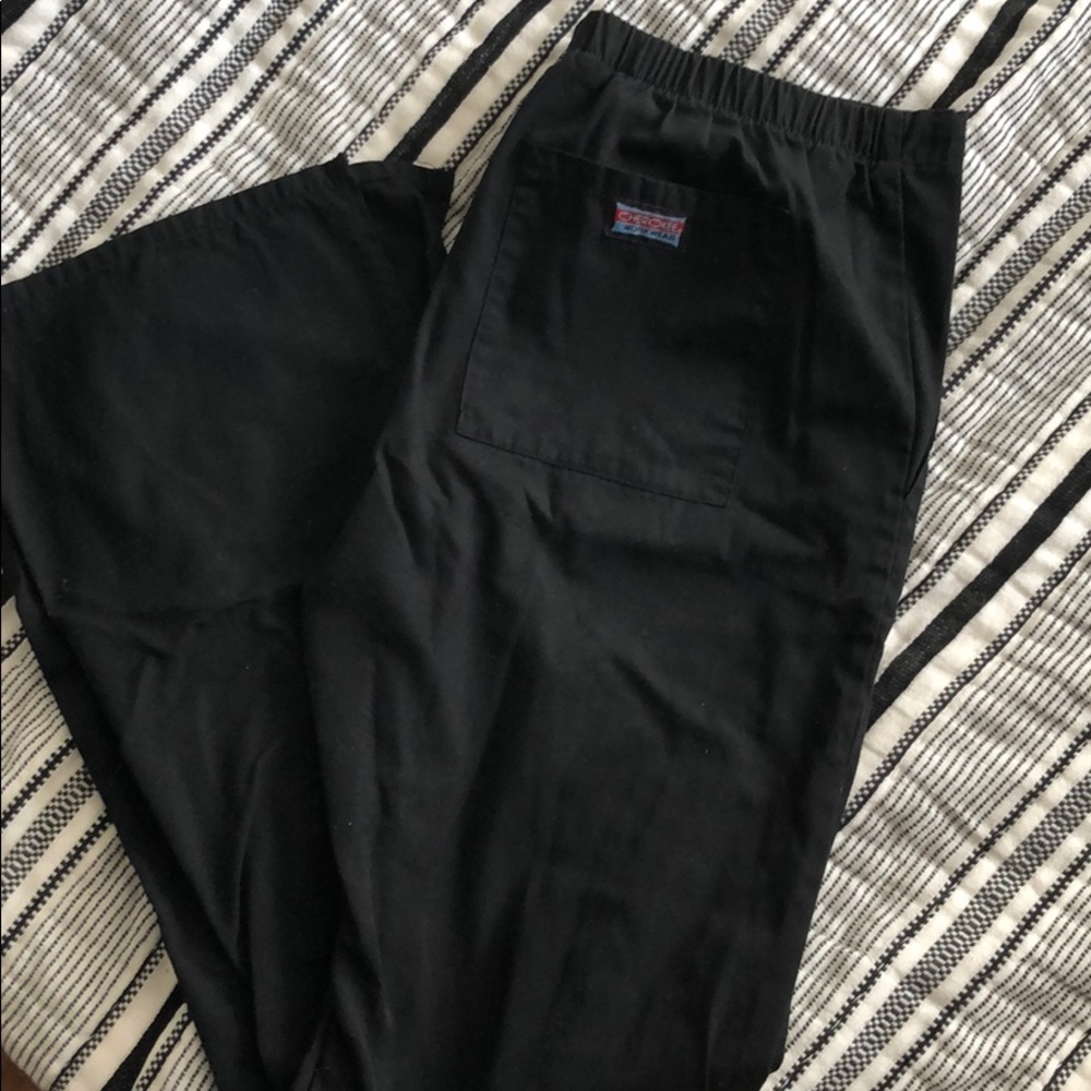 XS black scrub pants. Used and in good condition.